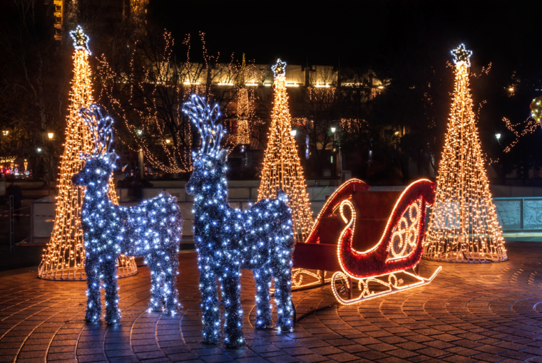 How to Shorten LED Christmas Lights (Complete Guide) How to Shorten LED Christmas Lights (Complete Guide) - lights, LED, holiday, decoration, Christmas, bulbs