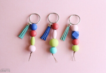 14 Easy Tutorials for Unique DIY Keychains - DIY Keychains, DIY Keychain, diy gifts