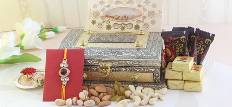 Top Convenient Rakhi Gift Ideas To Amuse Your Pretty Sister Top Convenient Rakhi Gift Ideas To Amuse Your Pretty Sister - toys, teddy, sister, rakhi, personalized, ornaments, ideas, hamper, gift, Accessories