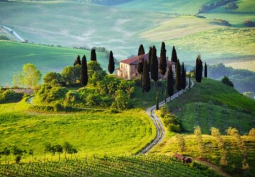 A Tourist-friendly Vacation: The Choice Of Successful Tours And Personalized Offers - venice, vacation, tuscany, tours, tourists, rome, milan, lombardy, Italy, florence, destinations