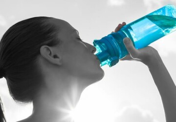 The Importance of Staying Hydrated in the Fall and Winter - stay hydrated, physically active, moisturizer, filtered water, Fall, cooler months, bottle guide