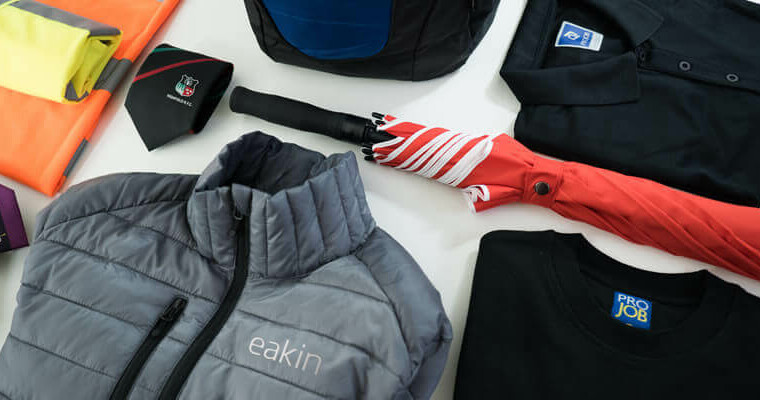 The Benefits of Personalised and Branded Clothing The Benefits of Personalised and Branded Clothing - prefessiona;, personalised, image, cutomer service, Clothing, branded, brand recognition, advertising