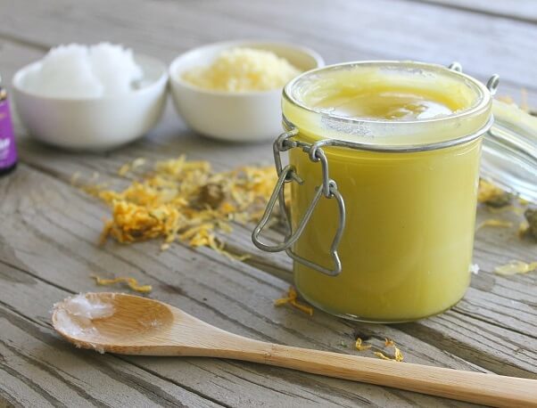 15 Homemade Wound Healing Salve Recipes 15 Homemade Wound Healing Salve Recipes - Homemade Wound Healing Salve Recipes, Homemade Healing Salve Recipes, homemade cosmetics, Healing Salve Recipes, diy cosmetics, diy beauty products