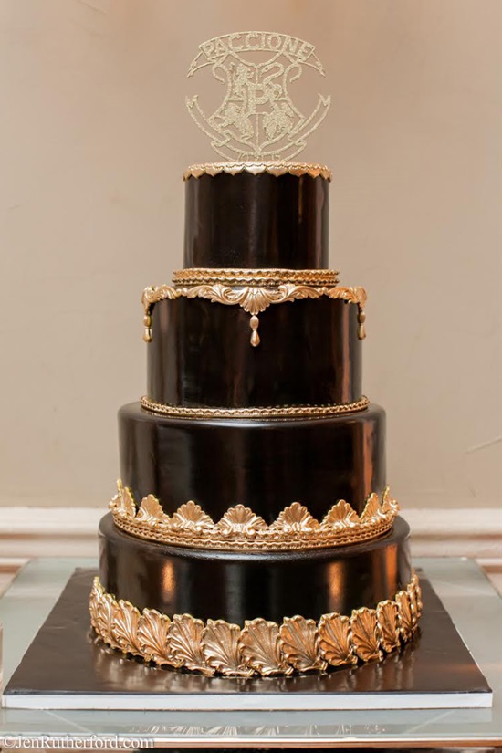 15 Breathtaking Black Wedding Cakes - Winter Wedding Cakes, wedding cakes, Black Wedding Cakes, Black Cakes