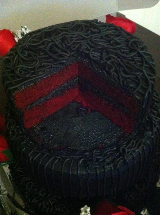 15 Breathtaking Black Wedding Cakes - Winter Wedding Cakes, wedding cakes, Black Wedding Cakes, Black Cakes