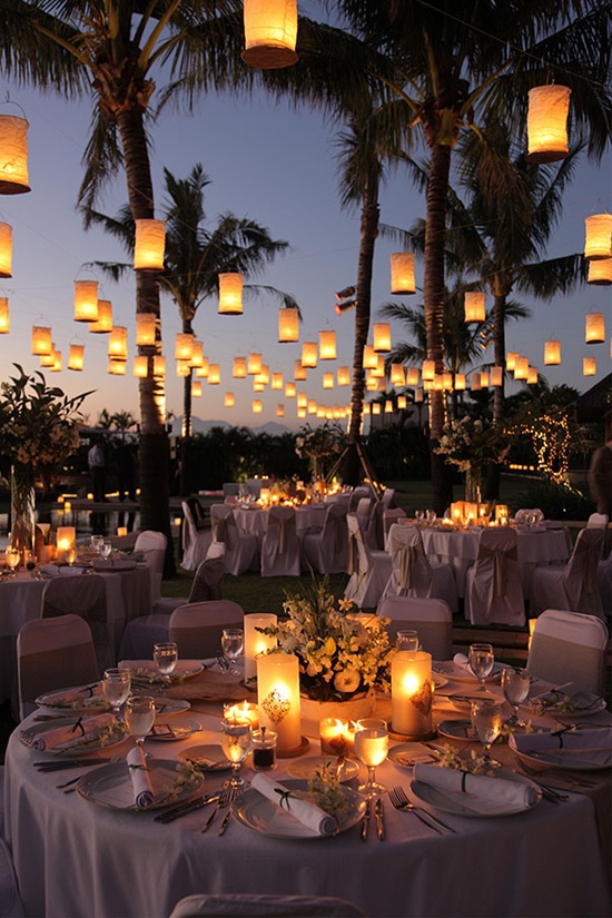 15 Romantic Wedding Lighting Ideas - Wedding Lighting Ideas, Romantic Wedding Lighting Ideas, Lighting Ideas, DIY Outdoor Lighting Ideas