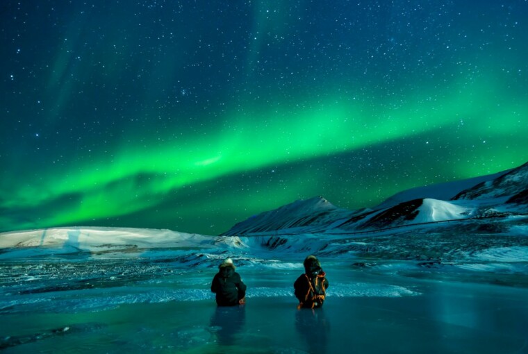 5 Top Tips for Travelling To Alaska - travel, nortern lights tour, alaska