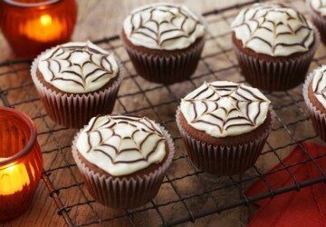 15 Cute and Spooky Halloween Cupcakes (Part 1) - Halloween Dessert, halloween cupcakes