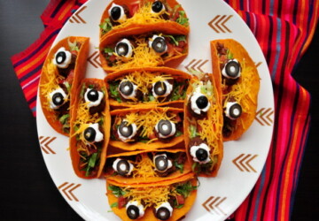 15 Easy Appetizers for a Spooktacular Halloween Party (Part 1) - Halloween Party Food Ideas for Kids, Halloween Party Food Ideas, Halloween Party Food, Halloween Party Desserts, Halloween party, Halloween Appetizer, appetizer recipes