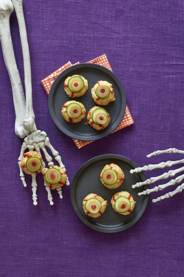 15 Easy Appetizers for a Spooktacular Halloween Party (Part 1) - Halloween Party Food Ideas for Kids, Halloween Party Food Ideas, Halloween Party Food, Halloween Party Desserts, Halloween party, Halloween Appetizer, appetizer recipes
