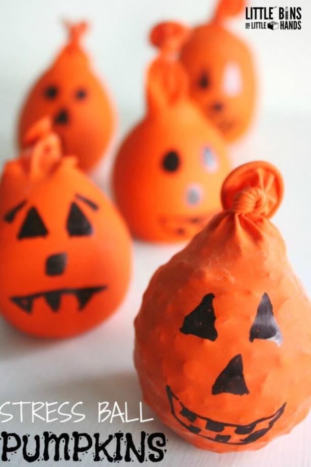 15 Cute and Easy Halloween Pumpkin Crafts for Kids (Part 2) - Pumpkin Crafts for Kids, Not Scary Halloween Crafts for Kids, Halloween Pumpkin Crafts for Kids, Halloween Crafts for Kids