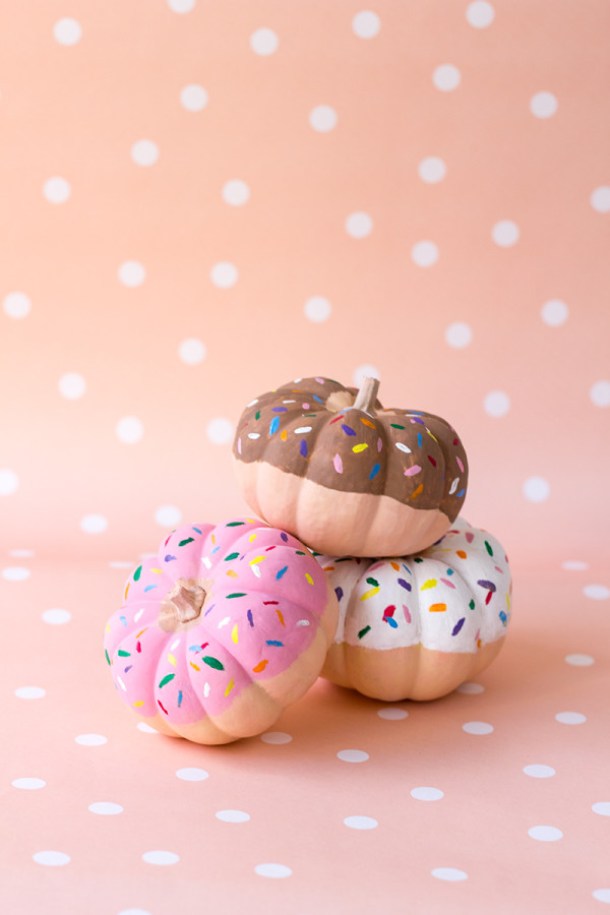 16 Amazing Pumpkin Painting Ideas - Pumpkin Painting Ideas, Pumpkin Ideas, No-Carve Pumpkin Decorating, No-Carve Pumpkin, DIY pumpkin