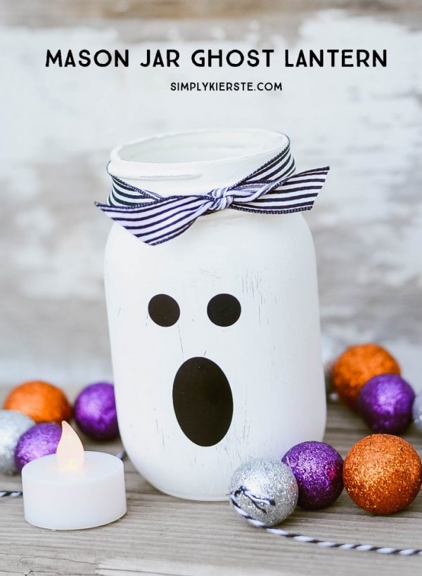 15 Cute DIY Halloween Mason Jars (Part 1) - mason jars, DIY Mason Jars, diy halloween mason jars, DIY Halloween Mason Jar