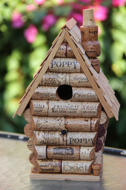 15 Clever Wine Cork Crafts and Projects - Wine Cork Crafts and Projects, Wine Cork Crafts, Wine Cork Craft, diy wine cork projects