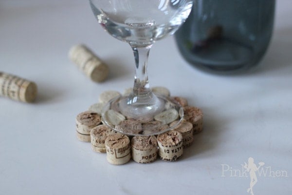 15 Clever Wine Cork Crafts and Projects - Wine Cork Crafts and Projects, Wine Cork Crafts, Wine Cork Craft, diy wine cork projects