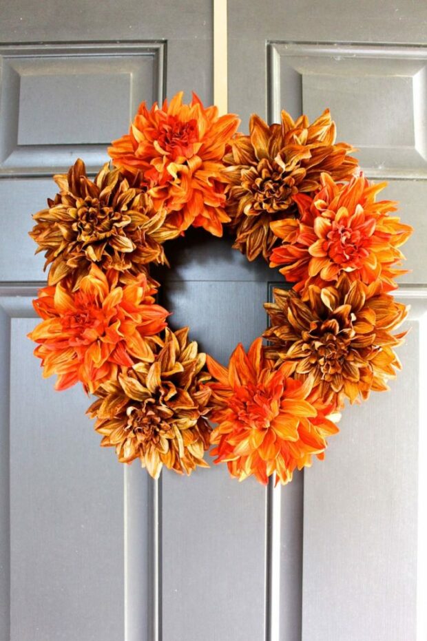 15 Easy Fall Decorating Projects (Part 1) - Farmhouse Fall Decorating Ideas, Farmhouse Fall Decorating, Fall Decorating Projects, fall Decorating Ideas, Fall Decorating