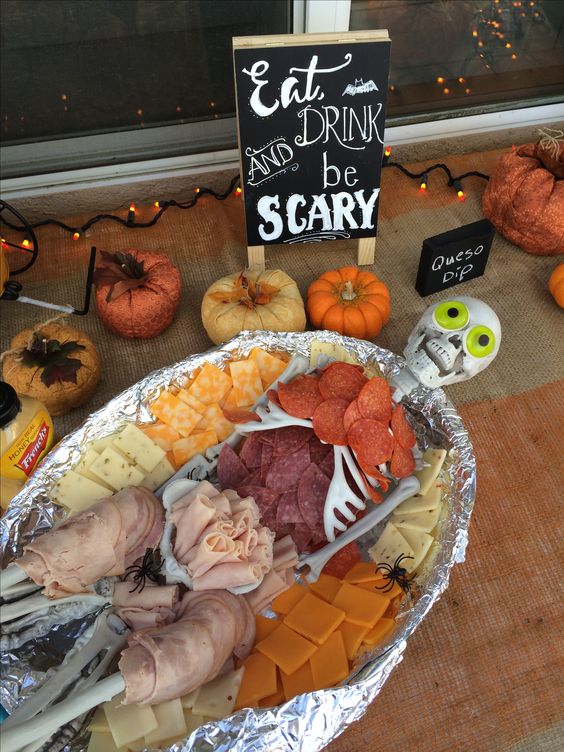 15 Chic Adult Halloween Party Ideas (Part 1) - Halloween Party Ideas, Halloween Party Games, Halloween Party Food, diy Halloween party