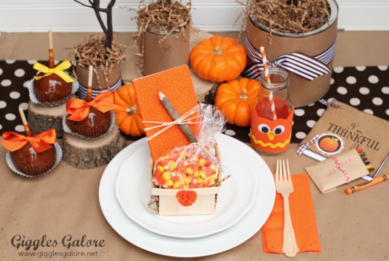 16 Pretty Thanksgiving Tablescape Ideas - Thanksgiving Tablescape Ideas, Thanksgiving Tablescape, Thanksgiving Decorating, Tablescape Ideas, DIY Thanksgiving Decorating Ideas, DIY Ideas for Thanksgiving Decorations