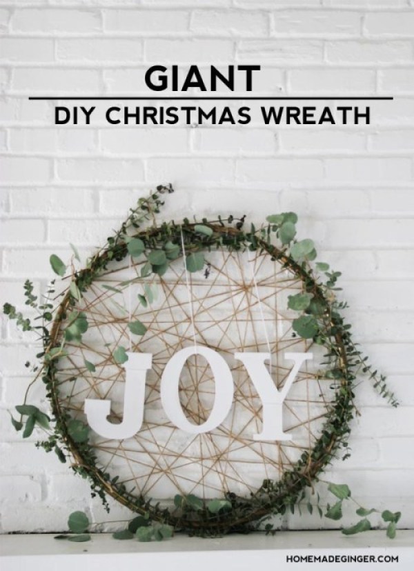 15 Perfect DIY Farmhouse Christmas Wreaths - Rustic DIY Christmas Wreaths and Centerpiece, DIY Farmhouse Christmas Wreaths, DIY Christmas Wreaths, Christmas Wreaths