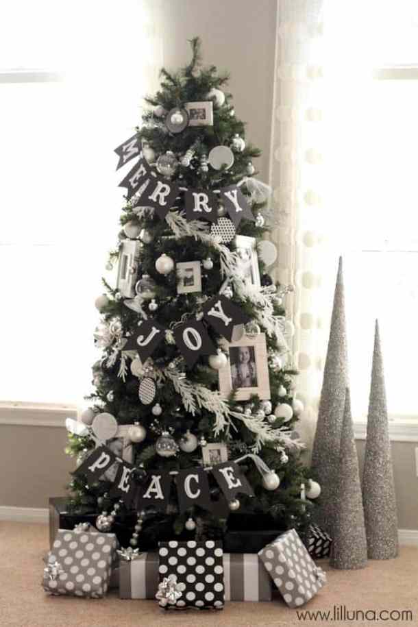 20 Stunning Christmas Tree Ideas 2019 (Part 4) - Diy Christmas tree, Christmas tree skirt, Christmas Tree Ideas, Christmas tree