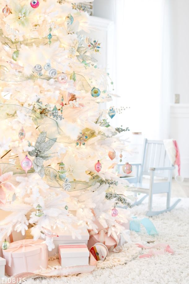20 Stunning Christmas Tree Ideas 2019 (Part 4) - Diy Christmas tree, Christmas tree skirt, Christmas Tree Ideas, Christmas tree
