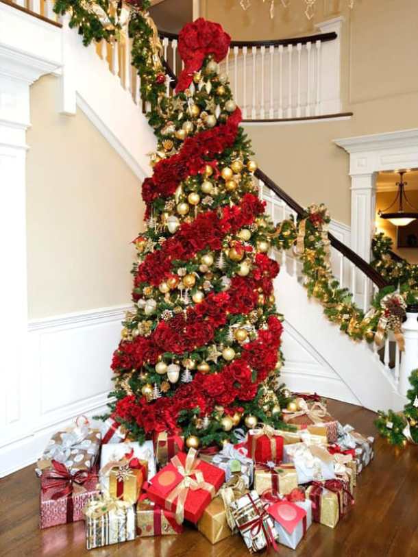 20 Stunning Christmas Tree Ideas 2019 (Part 3) - Farmhouse Christmas Trees, Diy Christmas tree, Christmas Tree Ideas, Christmas Tree Decorating Ideas