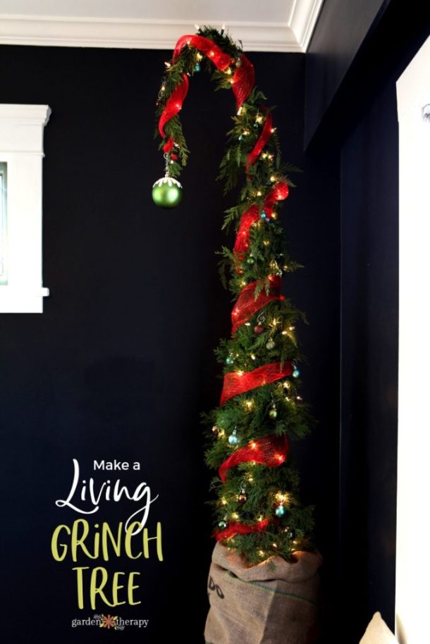 20 Stunning Christmas Tree Ideas 2019 (Part 2) - Christmas Tree Stand Decoration Ideas, Christmas Tree Ideas, Christmas Tree Decorating Ideas, Christmas tree