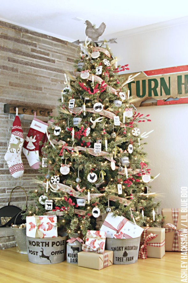 20 Stunning Christmas Tree Ideas 2019 (Part 1) - Farmhouse Christmas Trees, Diy Christmas tree, Christmas Tree Ideas, Christmas Tree Decorating Ideas, Christmas tree