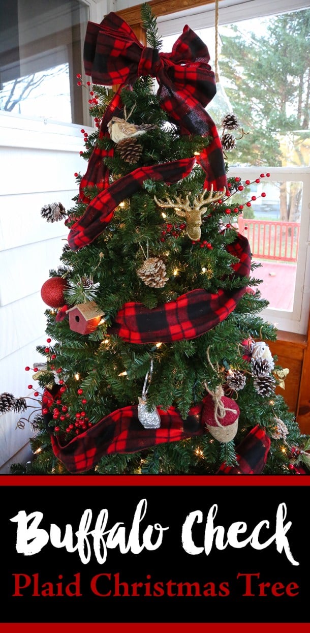 20 Stunning Christmas Tree Ideas 2019 (Part 1) - Farmhouse Christmas Trees, Diy Christmas tree, Christmas Tree Ideas, Christmas Tree Decorating Ideas, Christmas tree