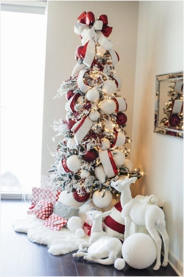 20 Stunning Christmas Tree Ideas 2019 (Part 1) - Farmhouse Christmas Trees, Diy Christmas tree, Christmas Tree Ideas, Christmas Tree Decorating Ideas, Christmas tree