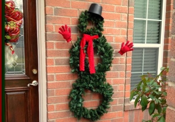 15 Spectacular Outdoor Christmas Decorations (Part 2) - Outdoor Farmhouse Christmas Decorations, Outdoor Christmas Decorations, Outdoor Christmas Decor, Outdoor Christmas, Christmas Decorations