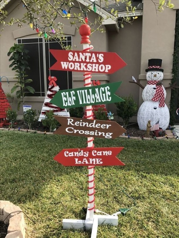 15 Spectacular Outdoor Christmas Decorations (Part 1) - Outdoor Farmhouse Christmas Decorations, Outdoor Christmas Decorations, Outdoor Christmas Decor, Outdoor Christmas, diy Christmas decorations, Christmas Decorations