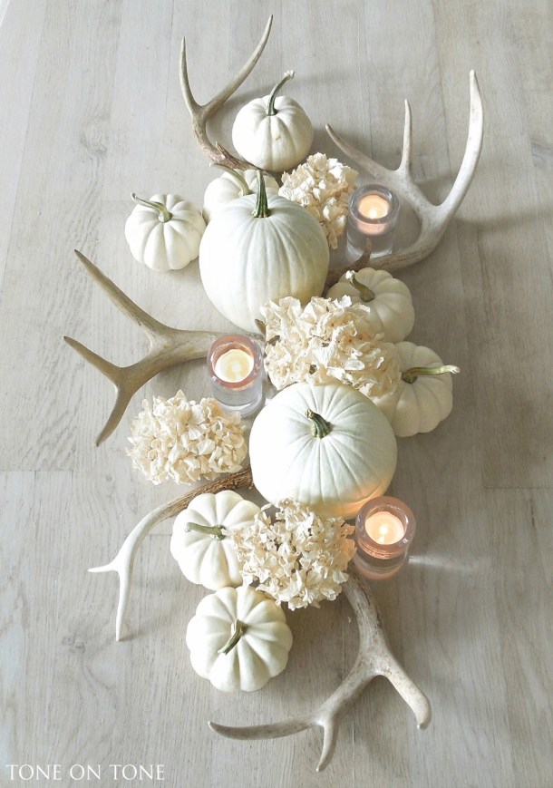 15 Great DIY Fall Farmhouse Wreaths and Centerpieces - thanksgiving centerpieces, DIY Thanksgiving Centerpieces, DIY Fall Farmhouse Wreaths and Centerpieces, DIY Fall Farmhouse Wreaths, DIY Fall Farmhouse Centerpieces, DIY Fall Centerpieces