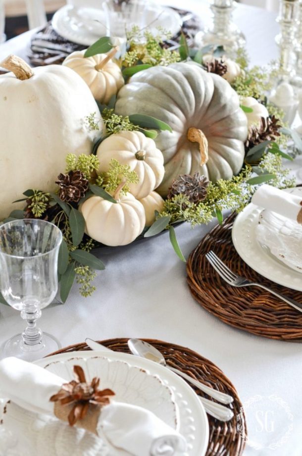 15 Great DIY Fall Farmhouse Wreaths and Centerpieces