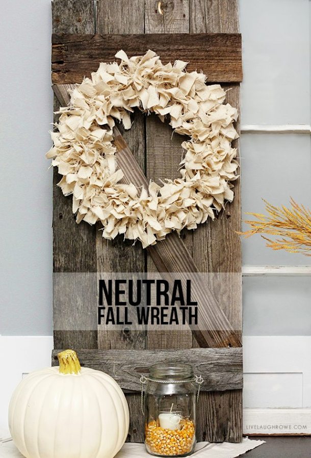 15 Great DIY Fall Farmhouse Wreaths - Fall Farmhouse Wreaths, DIY Fall Wreaths, DIY Fall Farmhouse Wreaths