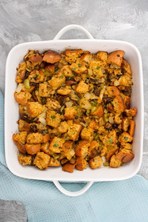 15 Thanksgiving Stuffing Recipes (Part 1) - Traditional Thanksgiving Recipes, Thanksgiving Stuffing Recipes, Thanksgiving Stuffing Recipe, Thanksgiving Stuffing, Thanksgiving recipes, Stuffing Recipes