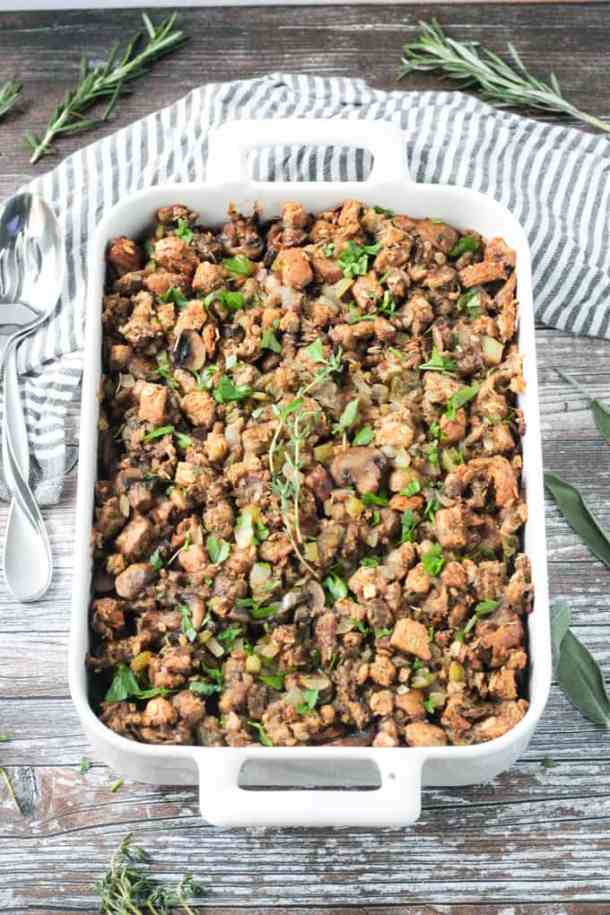 15 Thanksgiving Stuffing Recipes (Part 1) - Traditional Thanksgiving Recipes, Thanksgiving Stuffing Recipes, Thanksgiving Stuffing Recipe, Thanksgiving Stuffing, Thanksgiving recipes, Stuffing Recipes