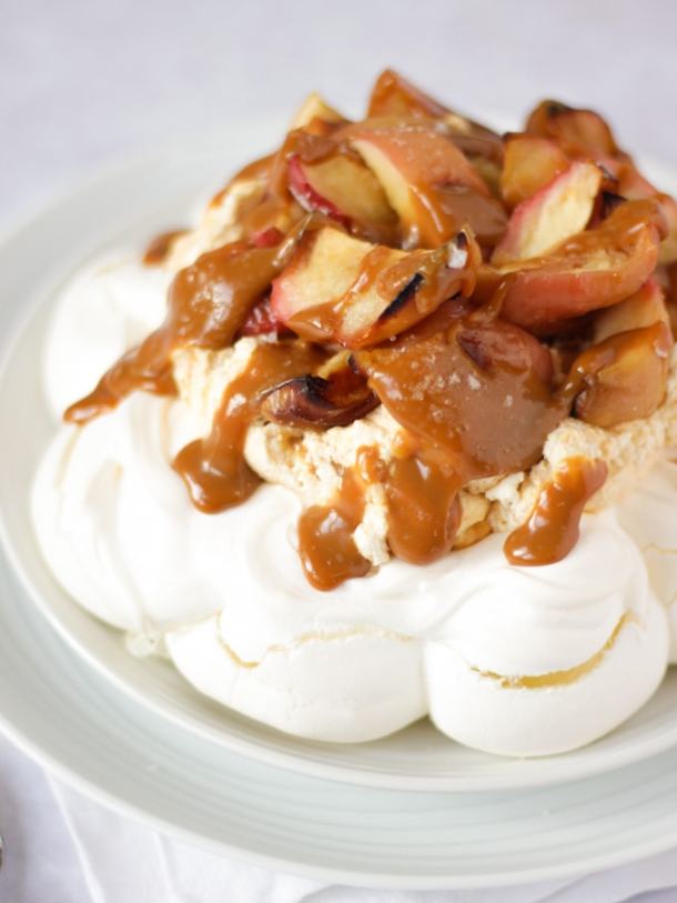 20 Traditional Thanksgiving Apple Dessert Recipes - Thanksgiving Dessert recipes, Thanksgiving Dessert, Thanksgiving Apple recipes, Thanksgiving Apple Dessert Recipes, Thanksgiving Apple Dessert