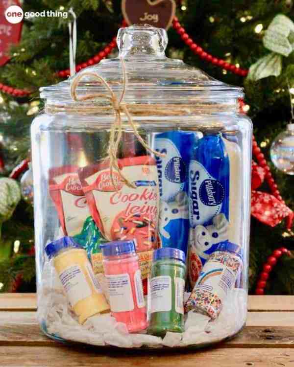 15 Creative DIY Christmas Gifts in a Jar (Part 1) - DIY Christmas Gifts in a Jar, diy christmas gifs