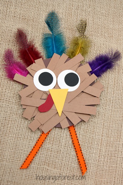 16 Easy DIY Thanksgiving Crafts for Kids - DIY Thanksgiving Decorating Ideas, DIY Thanksgiving Crafts for Kids, DIY Thanksgiving Crafts, DIY Thanksgiving