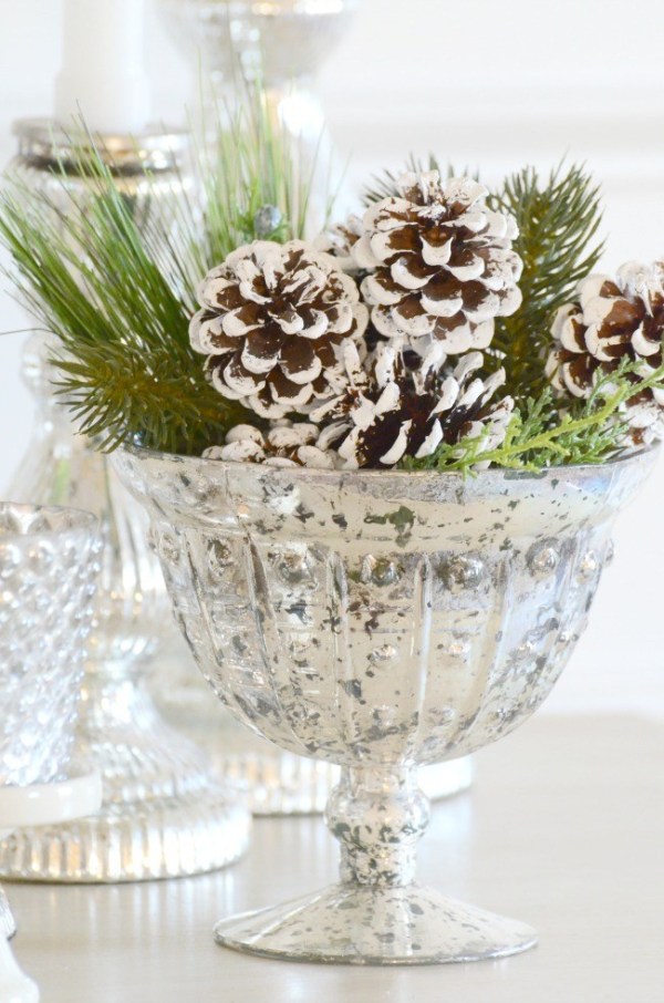 15 Best DIY Christmas Centerpieces (Part 1) - DIY Christmas Centerpieces, Diy Christmas, diy centerpiece, Christmas Centerpieces