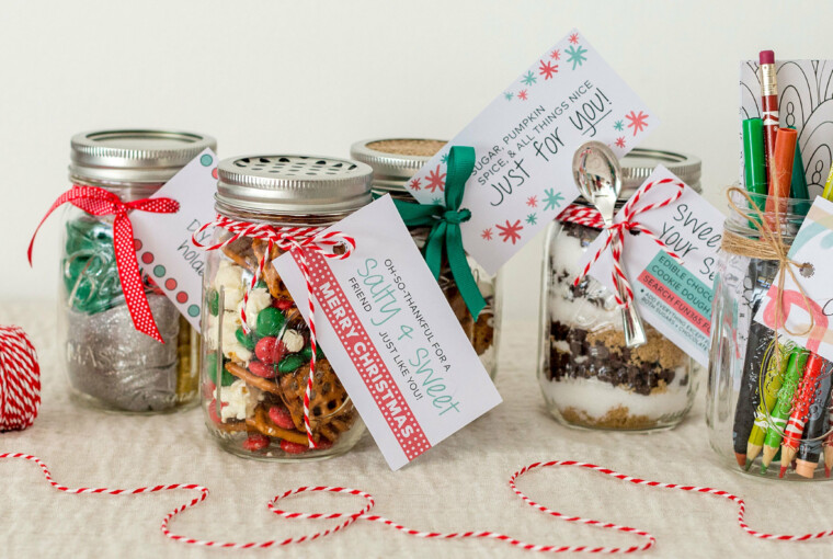 15 DIY Mason Jars That Make the Perfect Gift 15 DIY Mason Jars That Make the Perfect Gift - DIY Mason Jars gift, DIY Mason Jars, DIY Mason Jar gifts, DIY Mason Jar Crafts