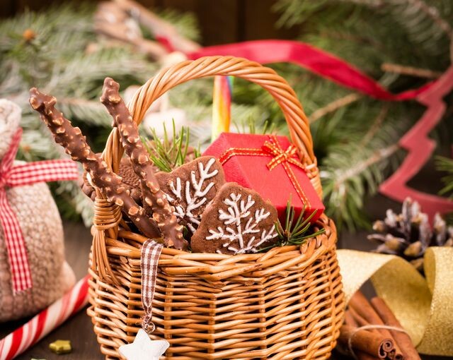 15 Creative DIY Gift Basket Ideas for Christmas (Part 2) 15 Creative DIY Gift Basket Ideas for Christmas (Part 2) - DIY Gift Christmas, DIY Gift Basket Ideas for Christmas, DIY Gift Basket Ideas, Diy Christmas