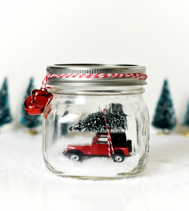 15 Magical Christmas Mason Jar DIY Projects - Mason Jar DIY Projects, Magical Christmas Mason Jar DIY Projects, Christmas Mason Jar