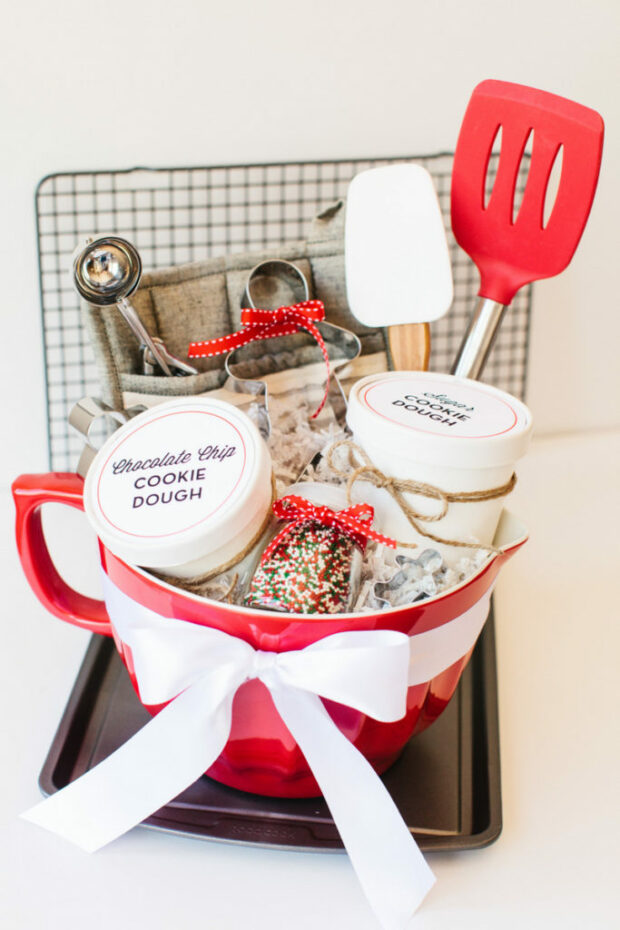 15 Creative DIY Gift Basket Ideas for Christmas - DIY Gift Basket Ideas for Christmas, DIY Gift Basket Ideas