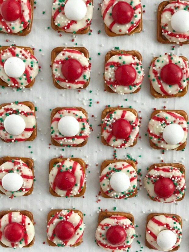 15 Best Christmas Cookie Recipes - Keto Christmas Cookies Recipes, Christmas Cookies Recipes, Christmas cookies, Christmas Cookie Recipes