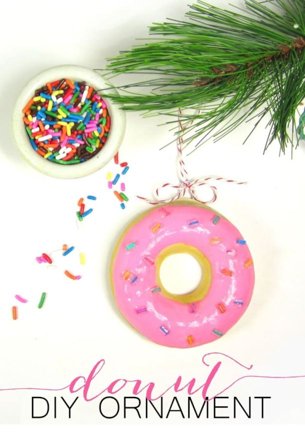 15 DIY Christmas Ornaments to Make This Year - DIY Christmas Ornaments Kids Can Make, DIY Christmas Ornament