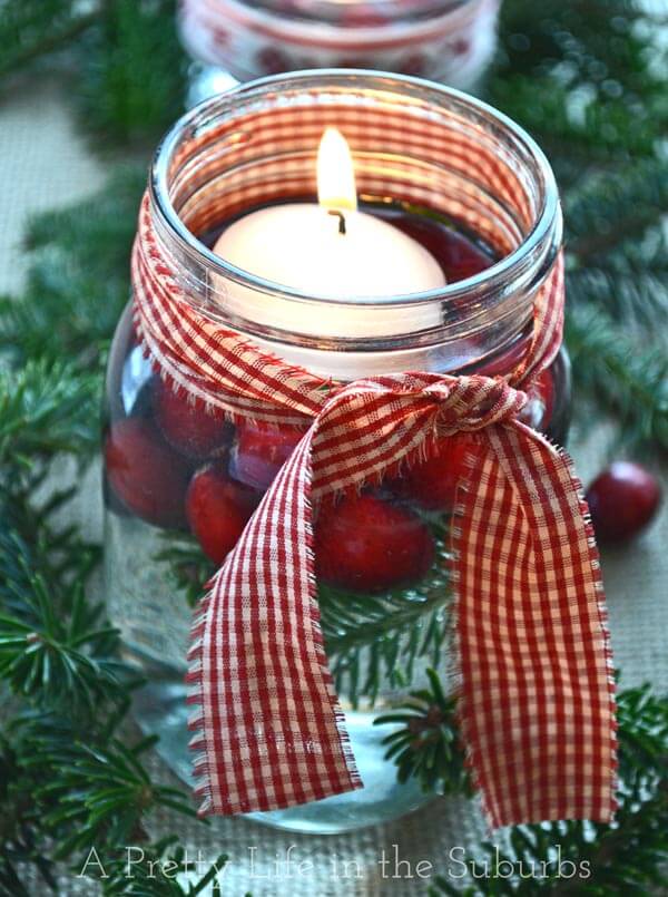 15 Easy  Mason Jar Christmas Gifts and Craft Ideas - Mason Jar Christmas Craft Ideas, Mason Jar Christmas, Christmas Mason Jar Gifts, Christmas Mason Jar