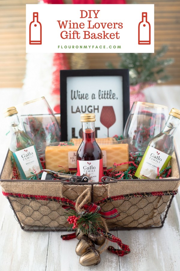 15 Creative DIY Gift Basket Ideas for Christmas (Part 1) - DIY Gift for Christmas, DIY Gift Basket Ideas for Christmas, DIY Gift Basket Ideas, diy Christmas gift, Diy Christmas, budget- friendly diy Christmas