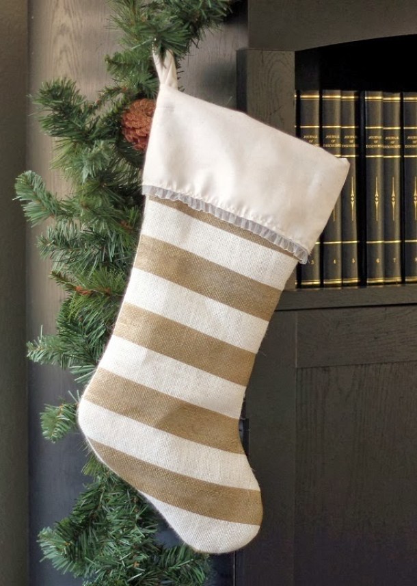 15 Easy Handmade Christmas Stockings (Part 1) - DIY Christmas Stocking Ideas, Diy Christmas stocking, Christmas Stockings